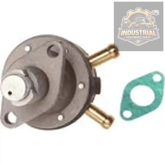 Fuel pump for Kubota engines D650 D750 D850 D950 D1302, part number 15261-52030 15263-52030, shown in the image.